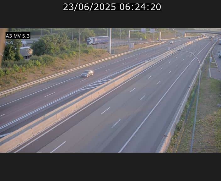 <h2>Webcam à l'Aire de Berchem au Luxembourg sur l'A3. Vue orientée vers la France</h2>