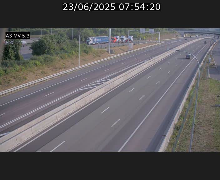 <h2>Webcam à l'Aire de Berchem au Luxembourg sur l'A3. Vue orientée vers la France</h2>