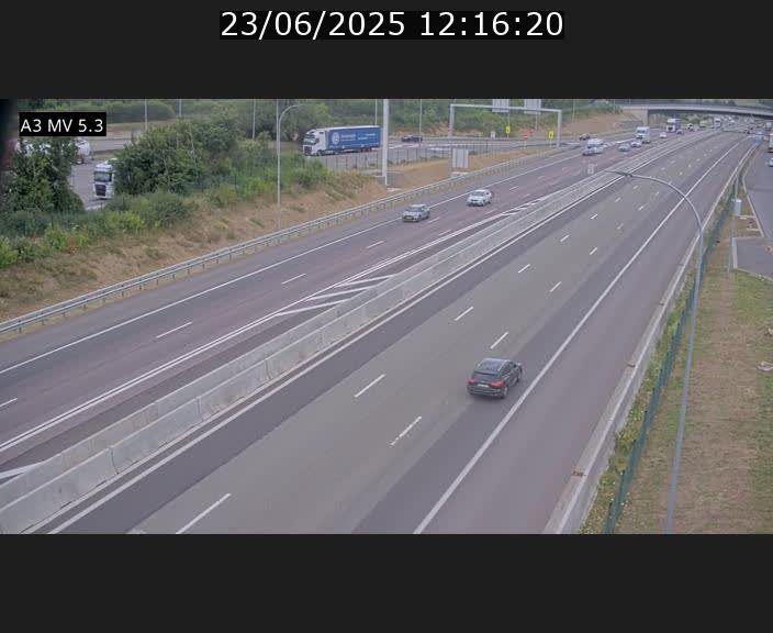 <h2>Webcam à l'Aire de Berchem au Luxembourg sur l'A3. Vue orientée vers la France</h2>
