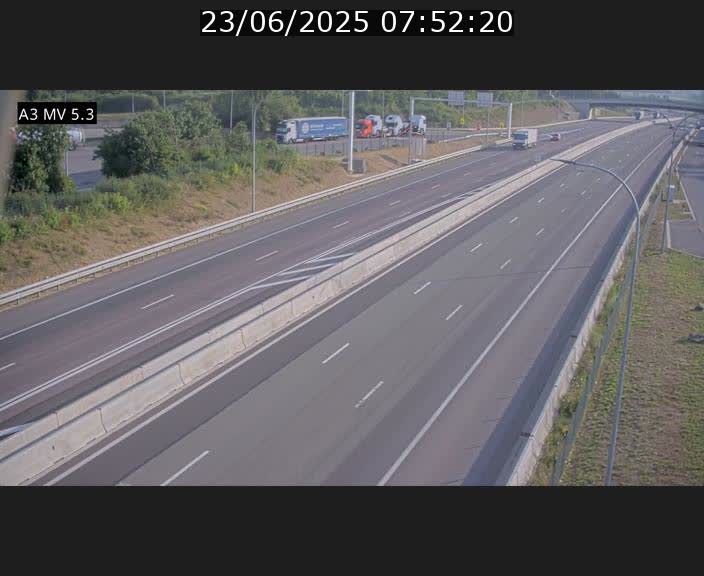 <h2>Webcam à l'Aire de Berchem au Luxembourg sur l'A3. Vue orientée vers la France</h2>