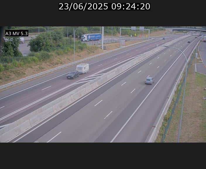 <h2>Webcam à l'Aire de Berchem au Luxembourg sur l'A3. Vue orientée vers la France</h2>