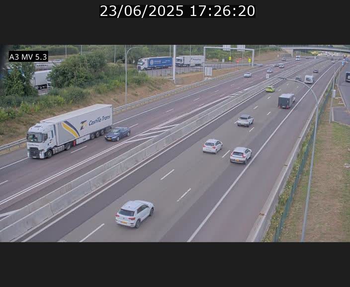 <h2>Webcam à l'Aire de Berchem au Luxembourg sur l'A3. Vue orientée vers la France</h2>