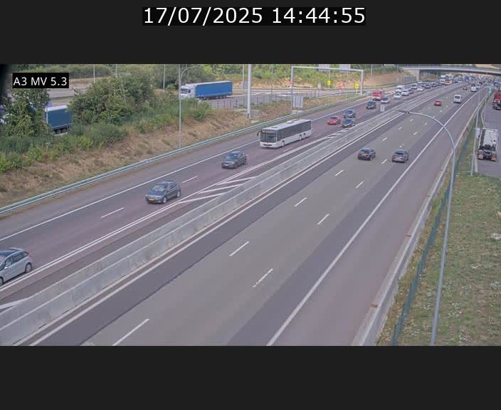 <h2>Webcam à l'Aire de Berchem au Luxembourg sur l'A3. Vue orientée vers la France</h2>