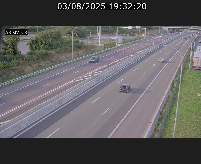 <h2>Webcam à l'Aire de Berchem au Luxembourg sur l'A3. Vue orientée vers la France</h2>