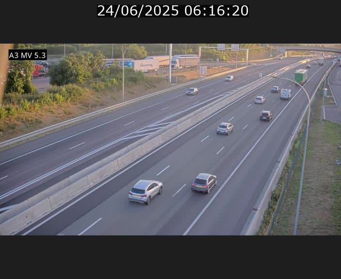 <h2>Webcam à l'Aire de Berchem au Luxembourg sur l'A3. Vue orientée vers la France</h2>