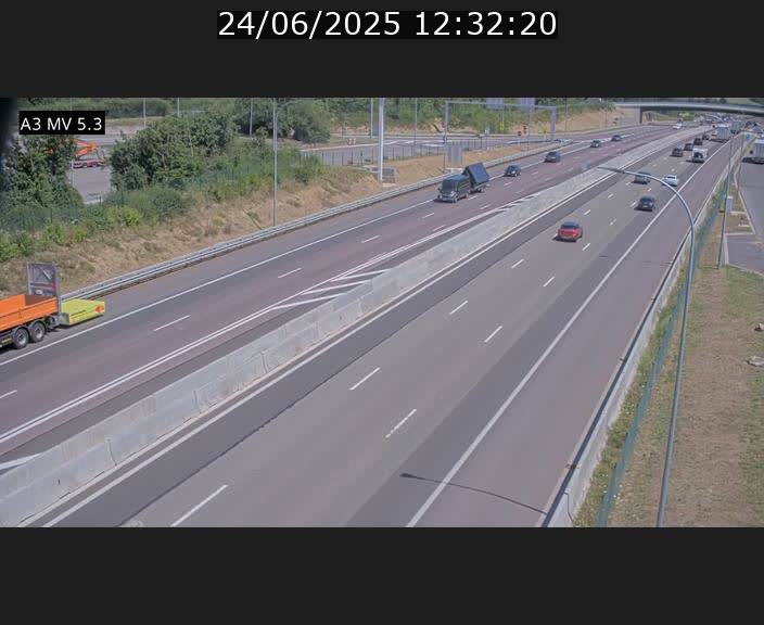 <h2>Webcam à l'Aire de Berchem au Luxembourg sur l'A3. Vue orientée vers la France</h2>