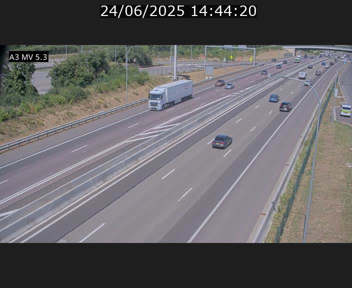 <h2>Webcam à l'Aire de Berchem au Luxembourg sur l'A3. Vue orientée vers la France</h2>