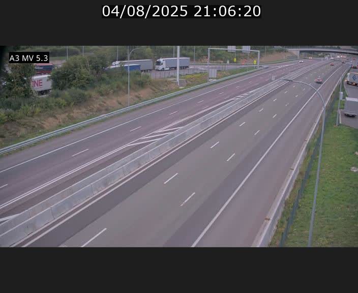 <h2>Webcam à l'Aire de Berchem au Luxembourg sur l'A3. Vue orientée vers la France</h2>