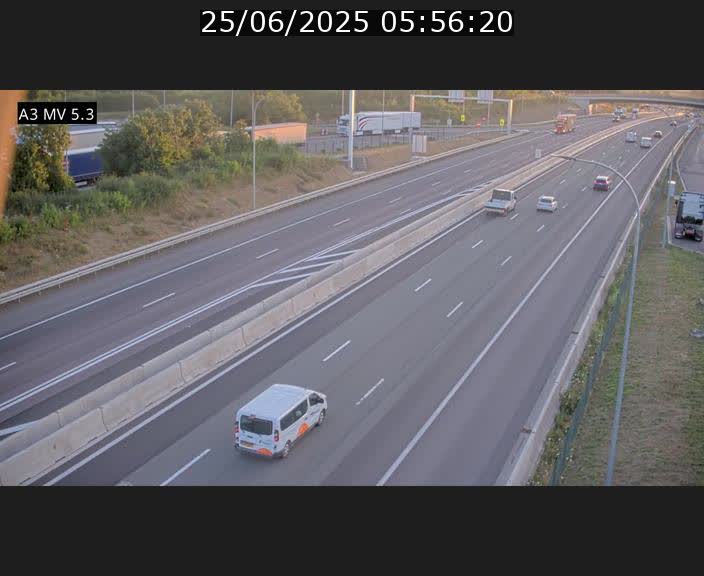 <h2>Webcam à l'Aire de Berchem au Luxembourg sur l'A3. Vue orientée vers la France</h2>