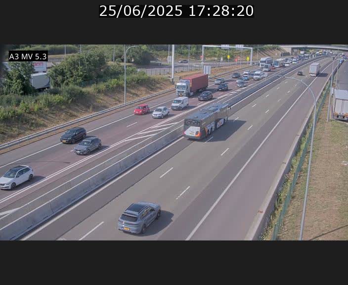 <h2>Webcam à l'Aire de Berchem au Luxembourg sur l'A3. Vue orientée vers la France</h2>