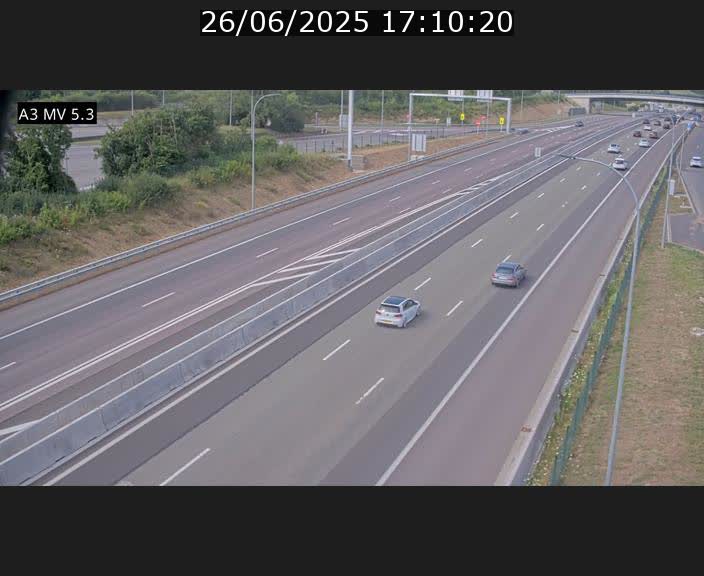 <h2>Webcam à l'Aire de Berchem au Luxembourg sur l'A3. Vue orientée vers la France</h2>
