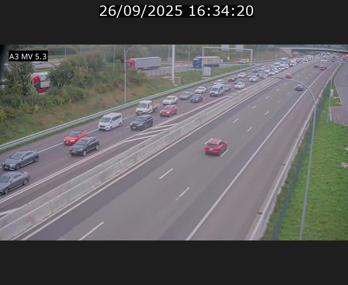 <h2>Webcam à l'Aire de Berchem au Luxembourg sur l'A3. Vue orientée vers la France</h2>