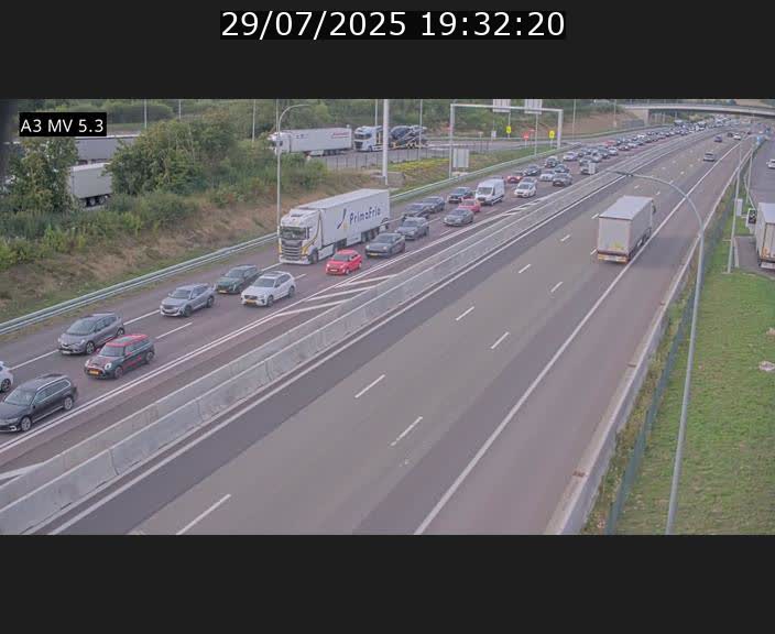 <h2>Webcam à l'Aire de Berchem au Luxembourg sur l'A3. Vue orientée vers la France</h2>