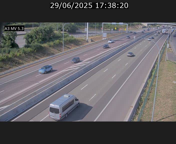 <h2>Webcam à l'Aire de Berchem au Luxembourg sur l'A3. Vue orientée vers la France</h2>