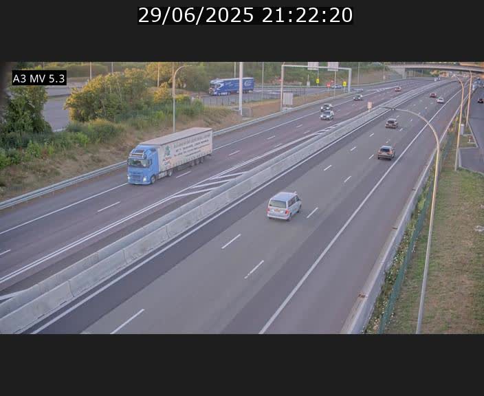 <h2>Webcam à l'Aire de Berchem au Luxembourg sur l'A3. Vue orientée vers la France</h2>