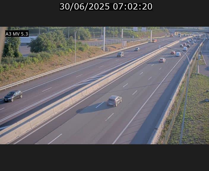 <h2>Webcam à l'Aire de Berchem au Luxembourg sur l'A3. Vue orientée vers la France</h2>