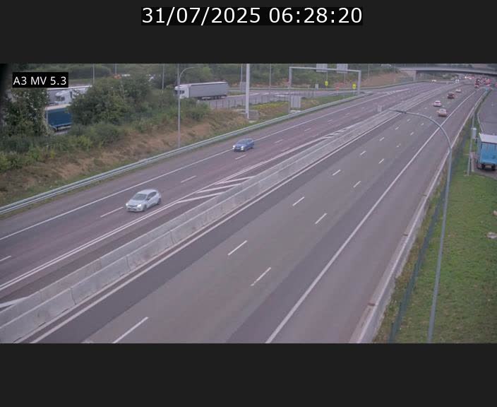 <h2>Webcam à l'Aire de Berchem au Luxembourg sur l'A3. Vue orientée vers la France</h2>