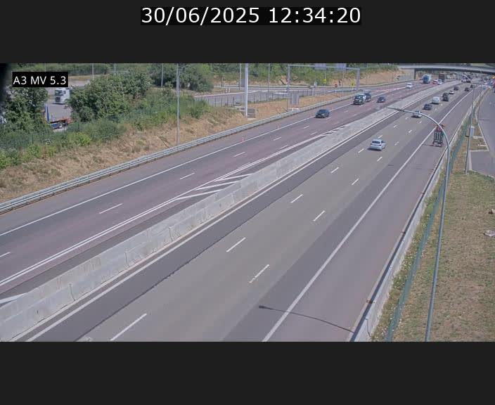 <h2>Webcam à l'Aire de Berchem au Luxembourg sur l'A3. Vue orientée vers la France</h2>