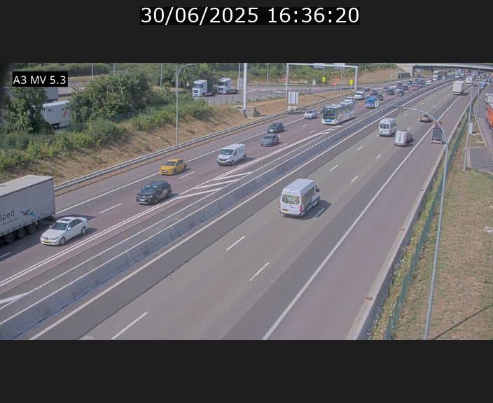 <h2>Webcam à l'Aire de Berchem au Luxembourg sur l'A3. Vue orientée vers la France</h2>