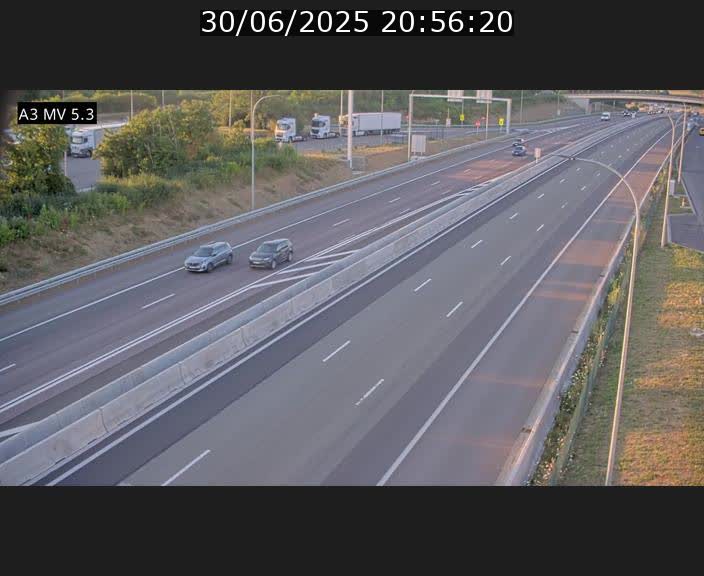 <h2>Webcam à l'Aire de Berchem au Luxembourg sur l'A3. Vue orientée vers la France</h2>