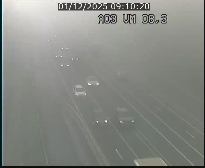 <h2>Traffic live webcam Luxembourg Bettembourg - A3 - BK 8.3 - direction France</h2>