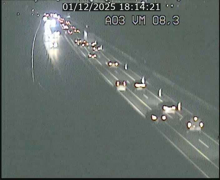 <h2>Traffic live webcam Luxembourg Bettembourg - A3 - BK 8.3 - direction France</h2>