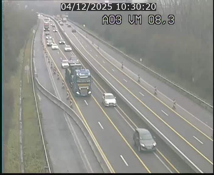 <h2>Traffic live webcam Luxembourg Bettembourg - A3 - BK 8.3 - direction France</h2>