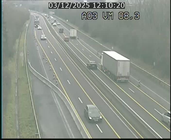 <h2>Traffic live webcam Luxembourg Bettembourg - A3 - BK 8.3 - direction France</h2>