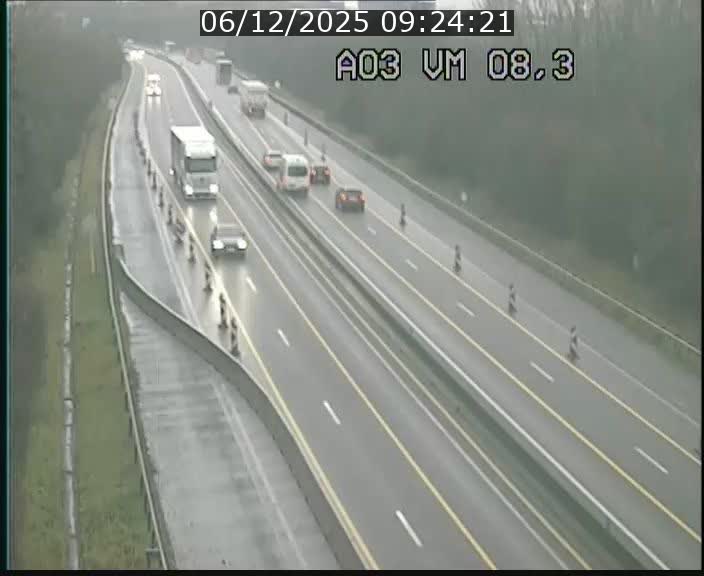 <h2>Traffic live webcam Luxembourg Bettembourg - A3 - BK 8.3 - direction France</h2>