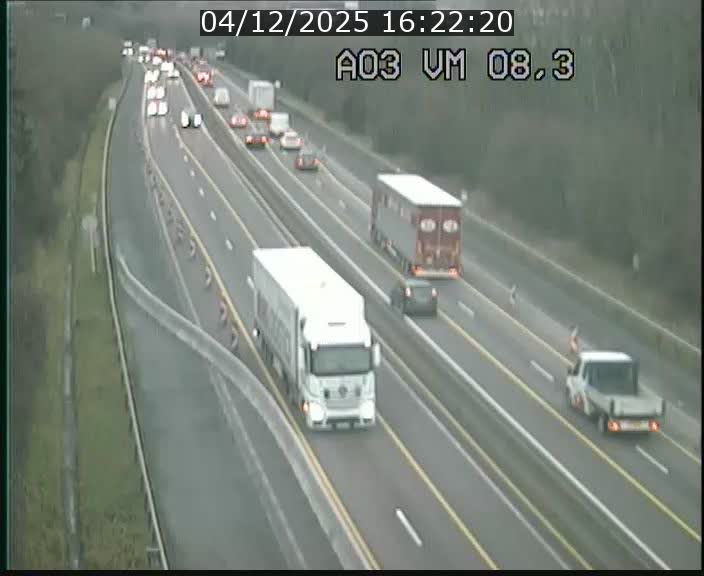 <h2>Traffic live webcam Luxembourg Bettembourg - A3 - BK 8.3 - direction France</h2>