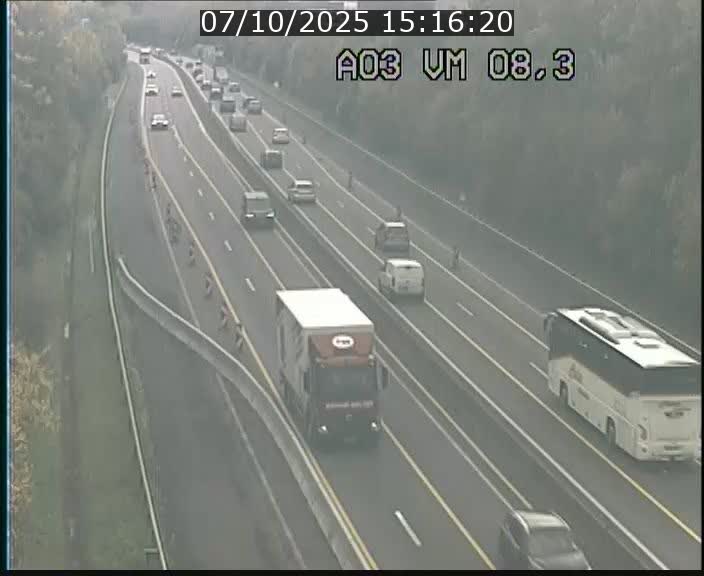 <h2>Traffic live webcam Luxembourg Bettembourg - A3 - BK 8.3 - direction France</h2>