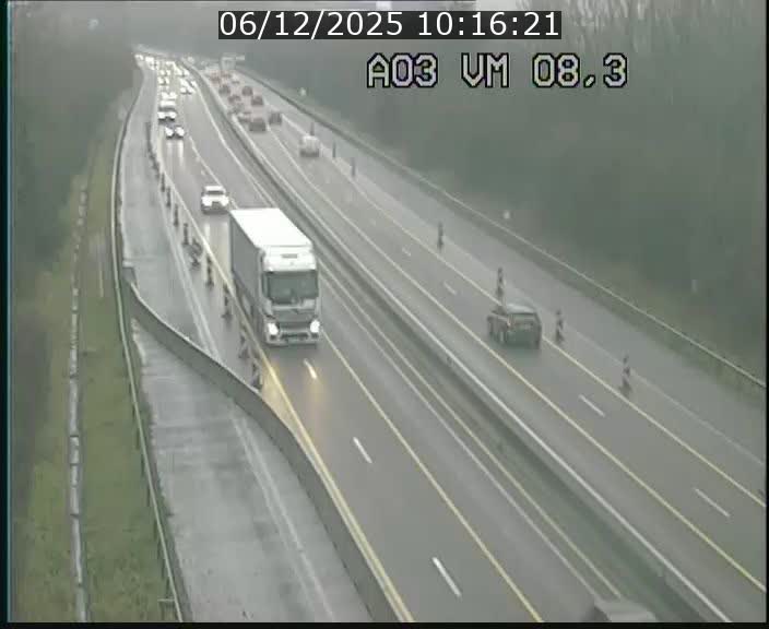 <h2>Traffic live webcam Luxembourg Bettembourg - A3 - BK 8.3 - direction France</h2>