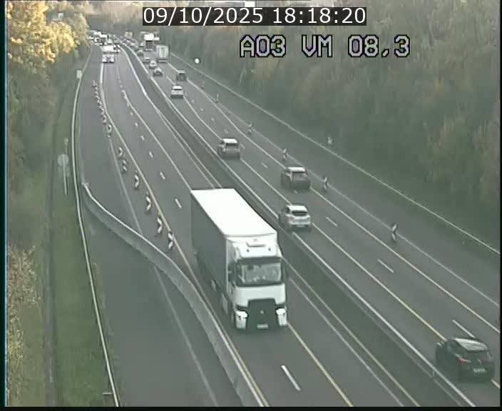 <h2>Traffic live webcam Luxembourg Bettembourg - A3 - BK 8.3 - direction France</h2>