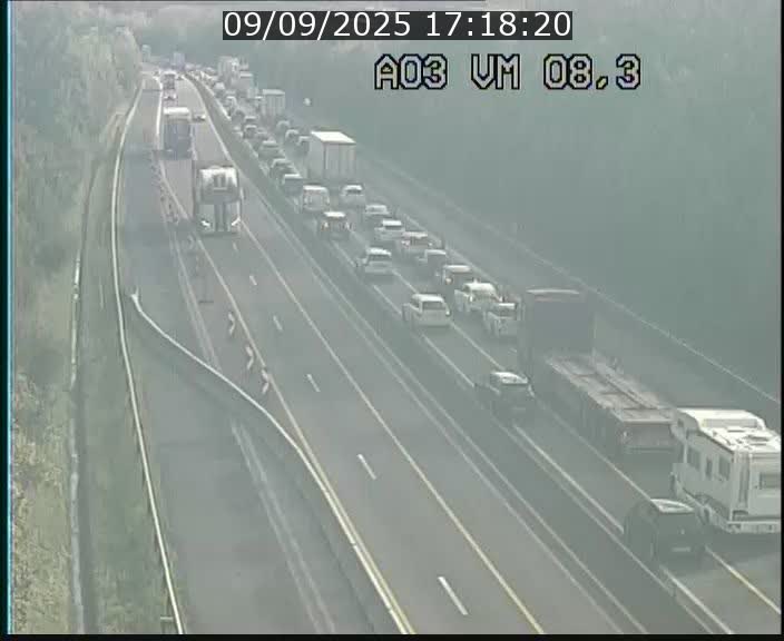 <h2>Traffic live webcam Luxembourg Bettembourg - A3 - BK 8.3 - direction France</h2>
