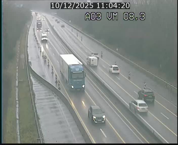 <h2>Traffic live webcam Luxembourg Bettembourg - A3 - BK 8.3 - direction France</h2>