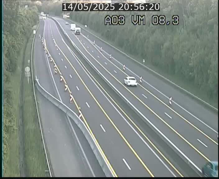 <h2>Traffic live webcam Luxembourg Bettembourg - A3 - BK 8.3 - direction France</h2>