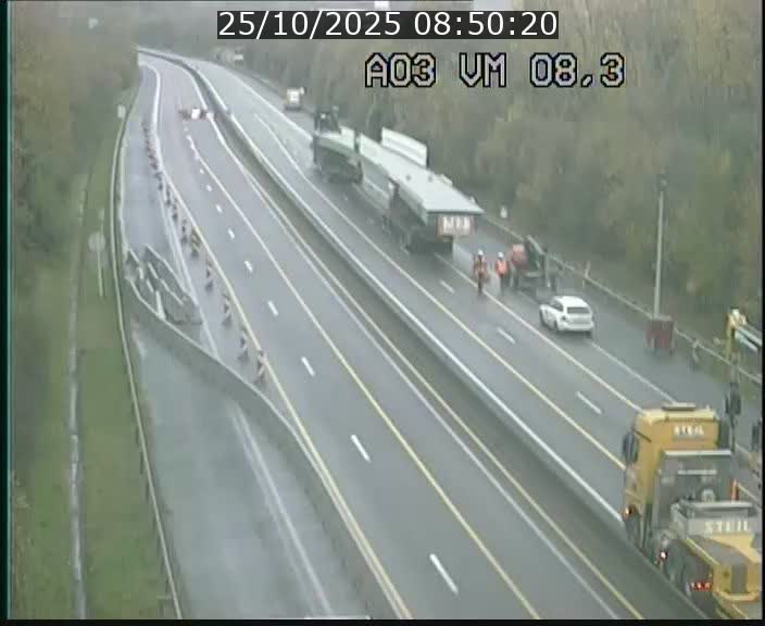 <h2>Traffic live webcam Luxembourg Bettembourg - A3 - BK 8.3 - direction France</h2>