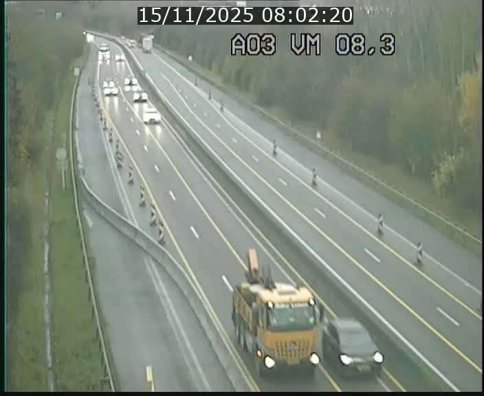 <h2>Traffic live webcam Luxembourg Bettembourg - A3 - BK 8.3 - direction France</h2>