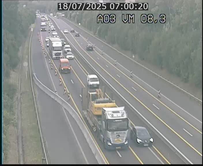 <h2>Traffic live webcam Luxembourg Bettembourg - A3 - BK 8.3 - direction France</h2>