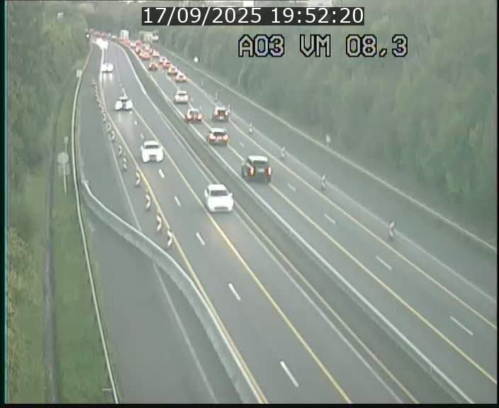 <h2>Traffic live webcam Luxembourg Bettembourg - A3 - BK 8.3 - direction France</h2>