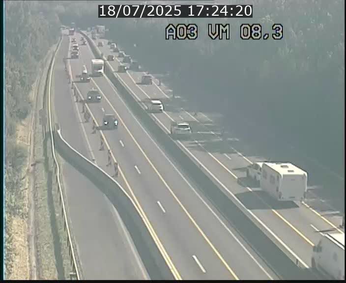 Traffic live webcam Luxembourg Bettembourg - A3 - BK 8.3 - direction France