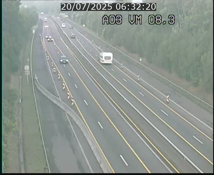 Traffic live webcam Luxembourg Bettembourg - A3 - BK 8.3 - direction France