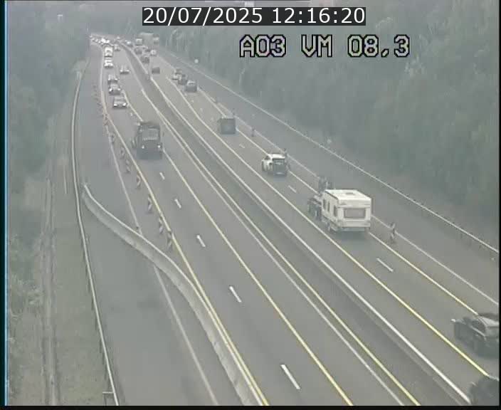 Traffic live webcam Luxembourg Bettembourg - A3 - BK 8.3 - direction France