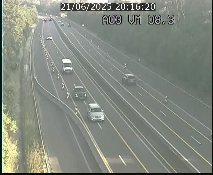 <h2>Traffic live webcam Luxembourg Bettembourg - A3 - BK 8.3 - direction France</h2>