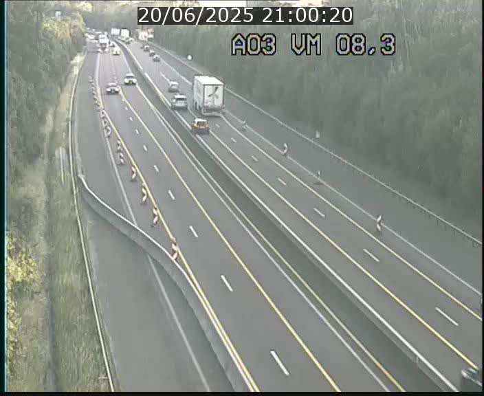 <h2>Traffic live webcam Luxembourg Bettembourg - A3 - BK 8.3 - direction France</h2>