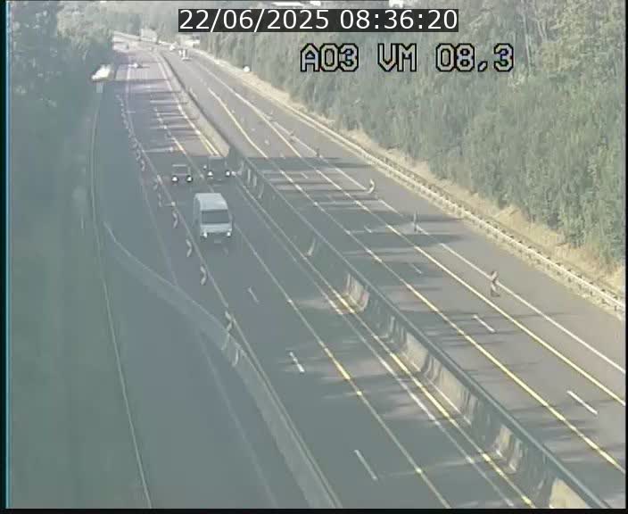 <h2>Traffic live webcam Luxembourg Bettembourg - A3 - BK 8.3 - direction France</h2>