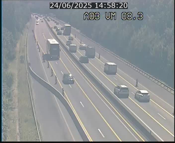 <h2>Traffic live webcam Luxembourg Bettembourg - A3 - BK 8.3 - direction France</h2>
