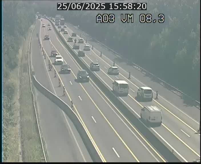 <h2>Traffic live webcam Luxembourg Bettembourg - A3 - BK 8.3 - direction France</h2>