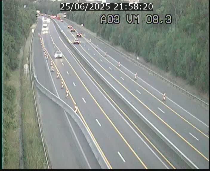 <h2>Traffic live webcam Luxembourg Bettembourg - A3 - BK 8.3 - direction France</h2>
