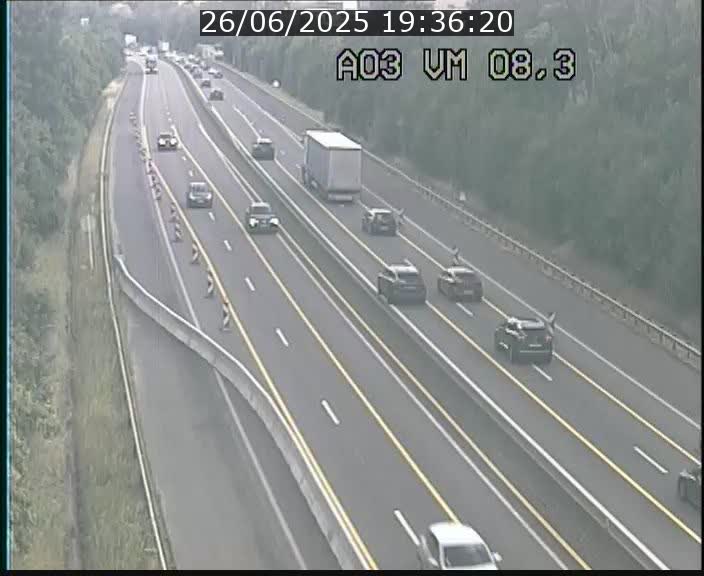 <h2>Traffic live webcam Luxembourg Bettembourg - A3 - BK 8.3 - direction France</h2>